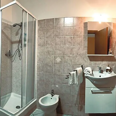 Serena Bed & Breakfast Longi