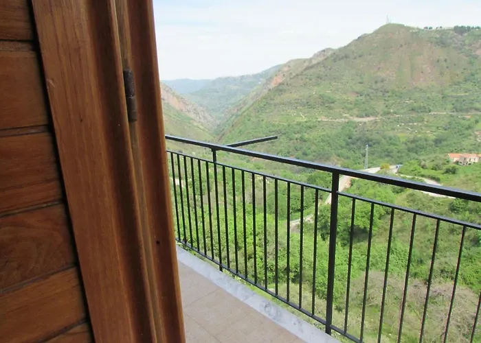 Serena Bed and Breakfast 3*